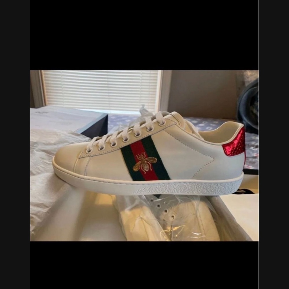 White Sneakers with Red and Green Stripe
